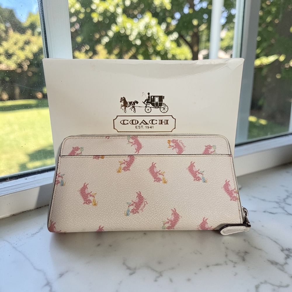 Authentic Coach Party Pig Print Accordion Wallet - Picture 2 of 16